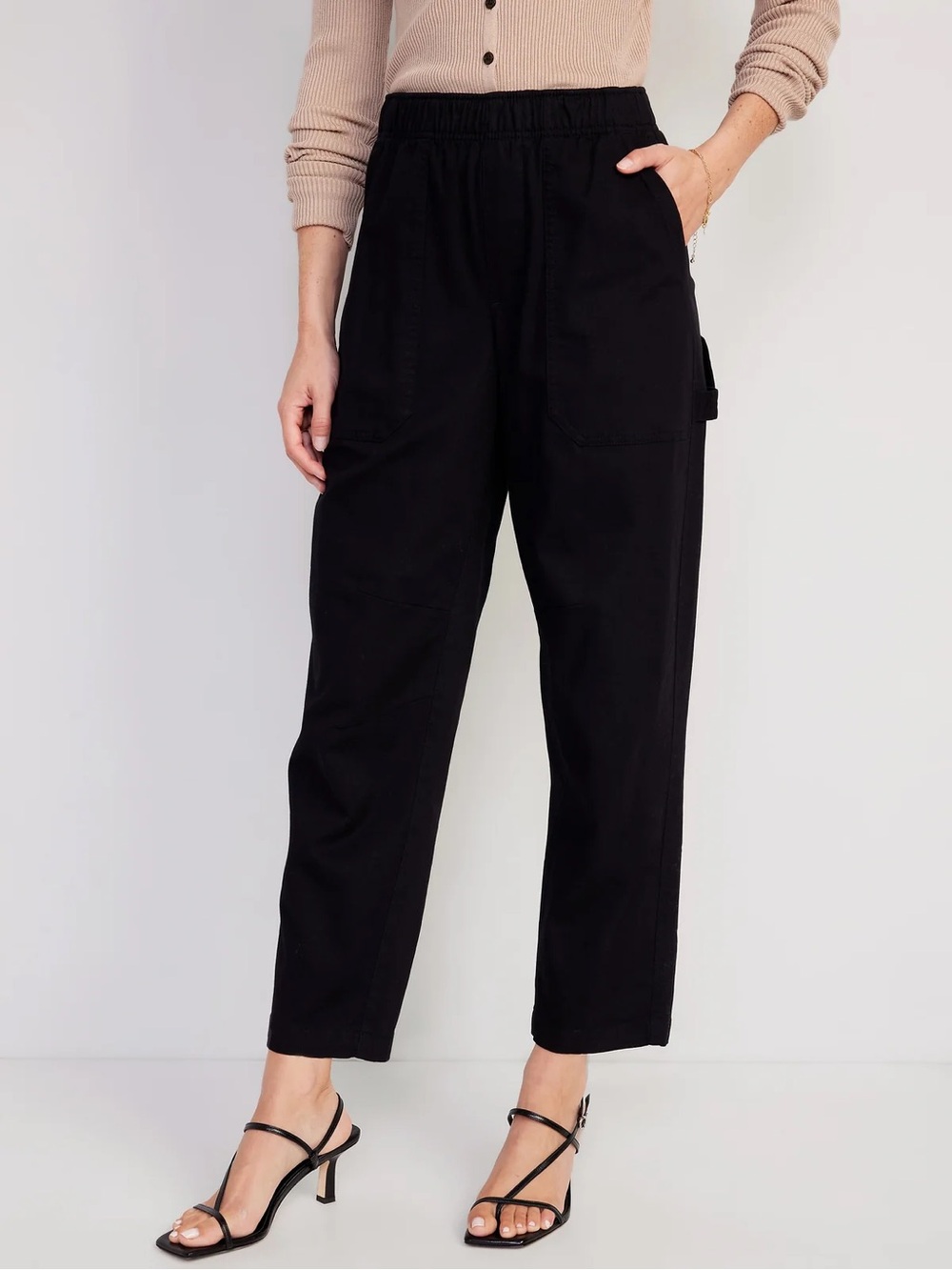 Old Navy Black Cropped Cargo comfort waistband Trousers women’s size large